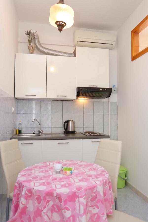 Apartments With A Parking Space Lokva Rogoznica, Omis - 17645 Ngoại thất bức ảnh